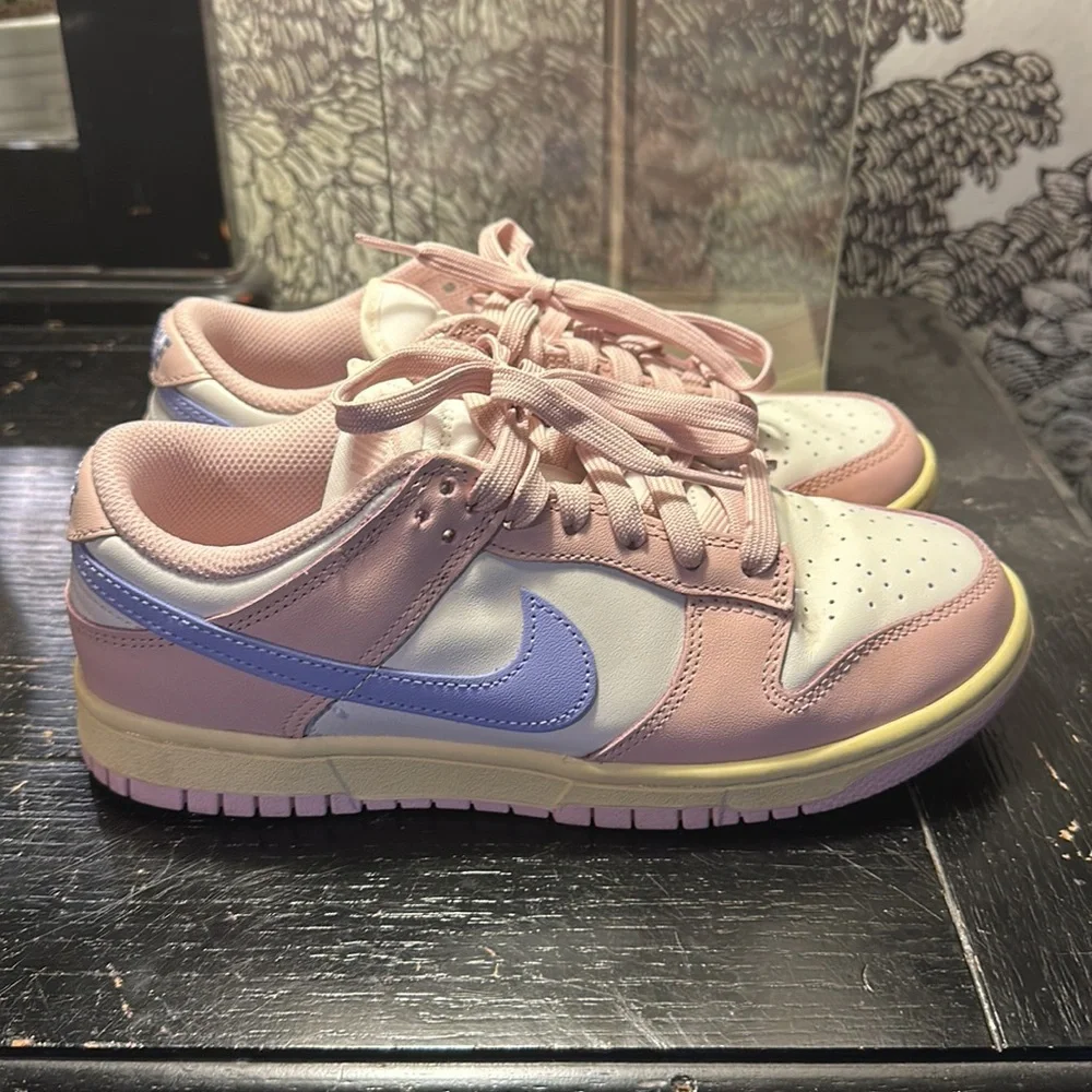 Nike Dunks - Picture 2 of 6